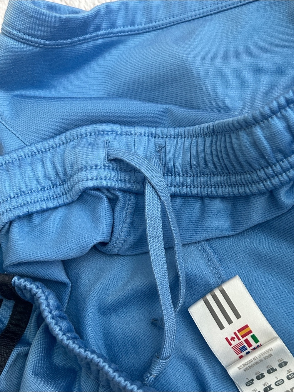 Adidas girls shorts - Picture 8 of 8